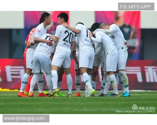 深圳佳兆业与青岛黄海青港的激烈对决展现中甲联赛的精彩与魅力