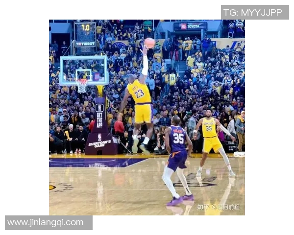 12月3日湖人与太阳精彩对决全场录像回放及赛后精彩分析 12月3日湖人与太阳精彩对决全场录像回放及赛后精彩分析